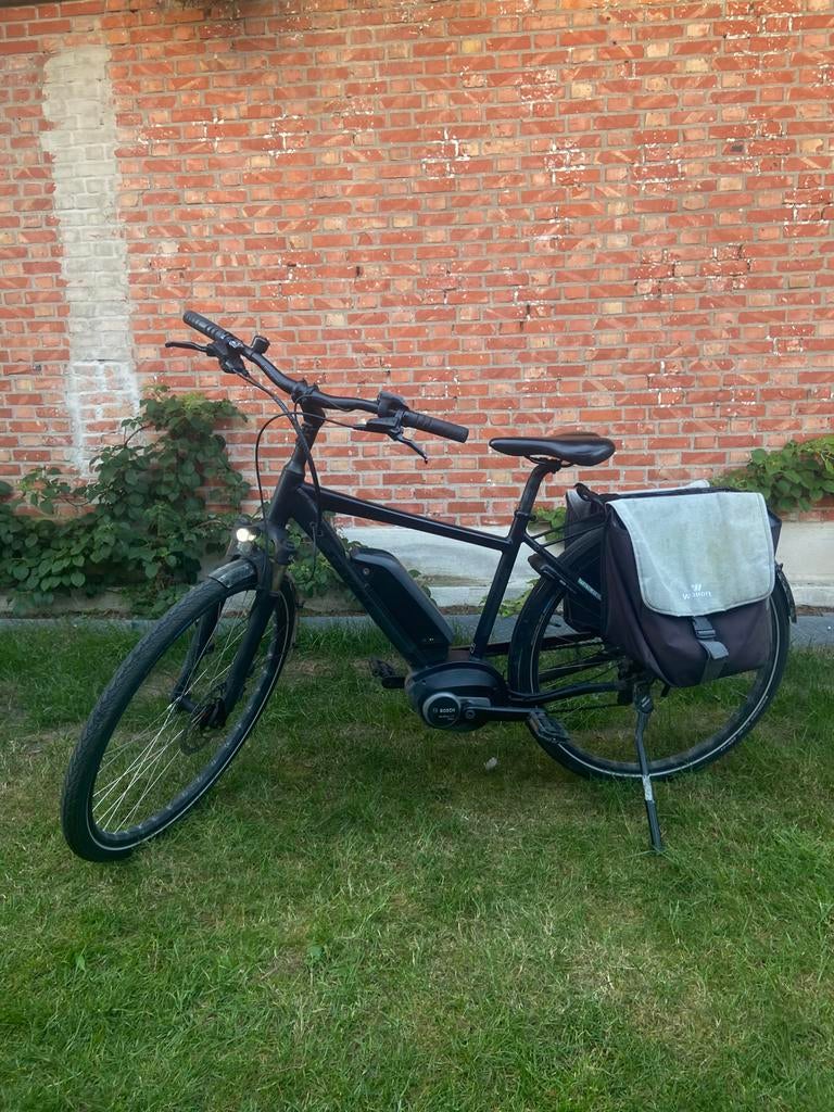 Kalkhoff elektrische fiets 2023 - elke jaar onderhoud, Ophalen, Zo goed als nieuw, 50 km per accu of meer