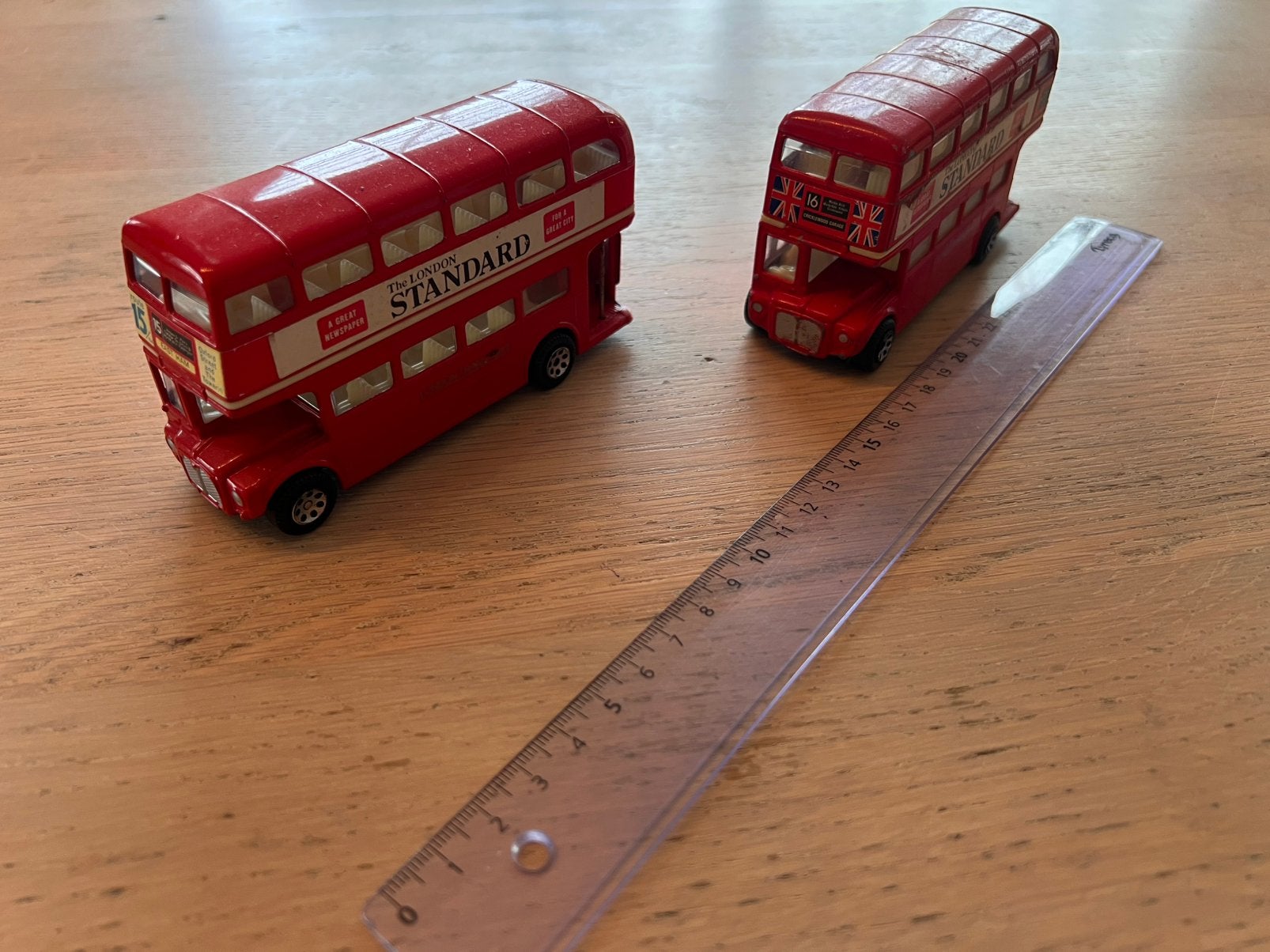 Londen bus €7 het stuk, Ophalen of Verzenden, Zo goed als nieuw