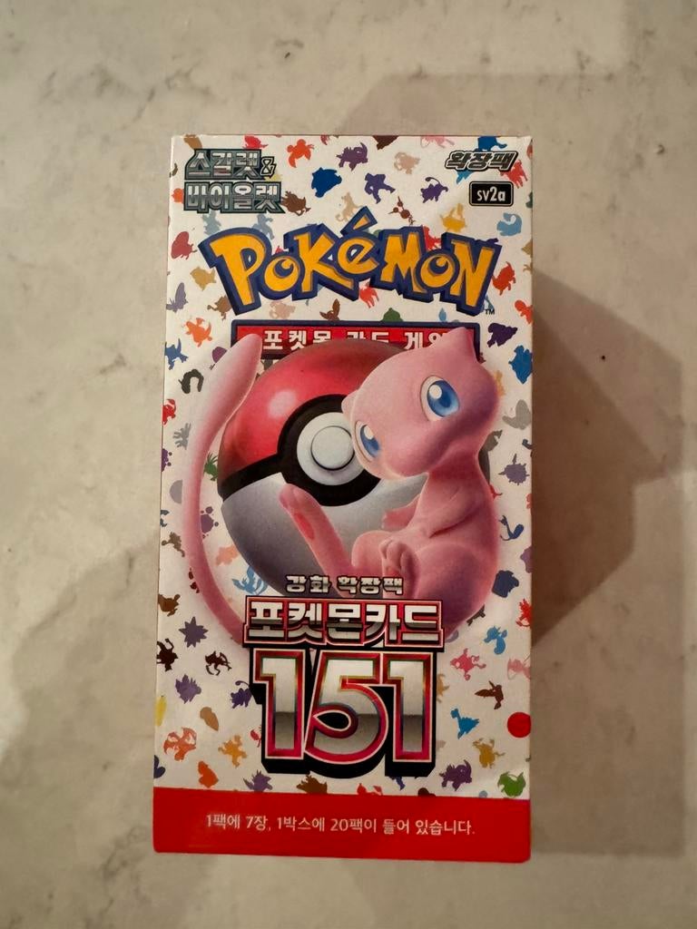 Pokémon 151 boosterbox Koreaans sealed, Ophalen of Verzenden, Zo goed als nieuw, Boosterbox