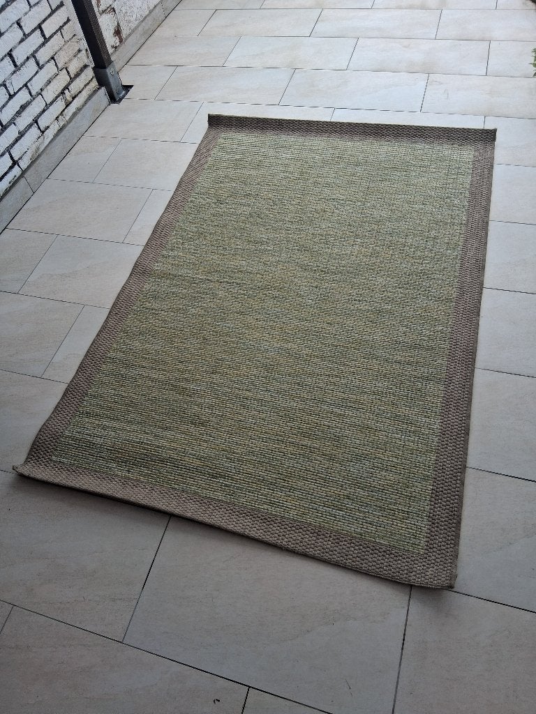 Tapis vert moderne, Enlèvement, Comme neuf, Vert, Rectangulaire