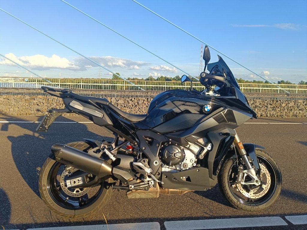 BMW S1000XR, Motoren, 4 cilinders, Motorrijbewijs A, Handvatverwarming, Gebruikt