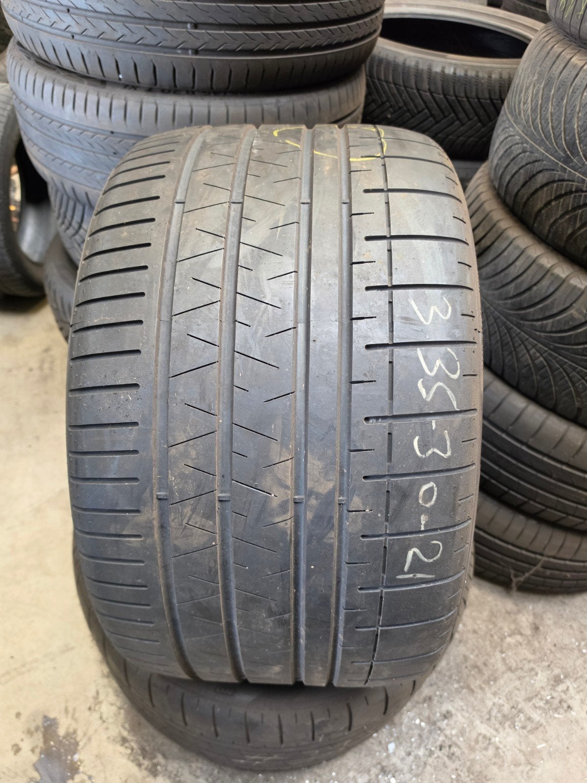 pirelli 335/30r21 109y  335/30 r21 335/30r12, Ophalen of Verzenden