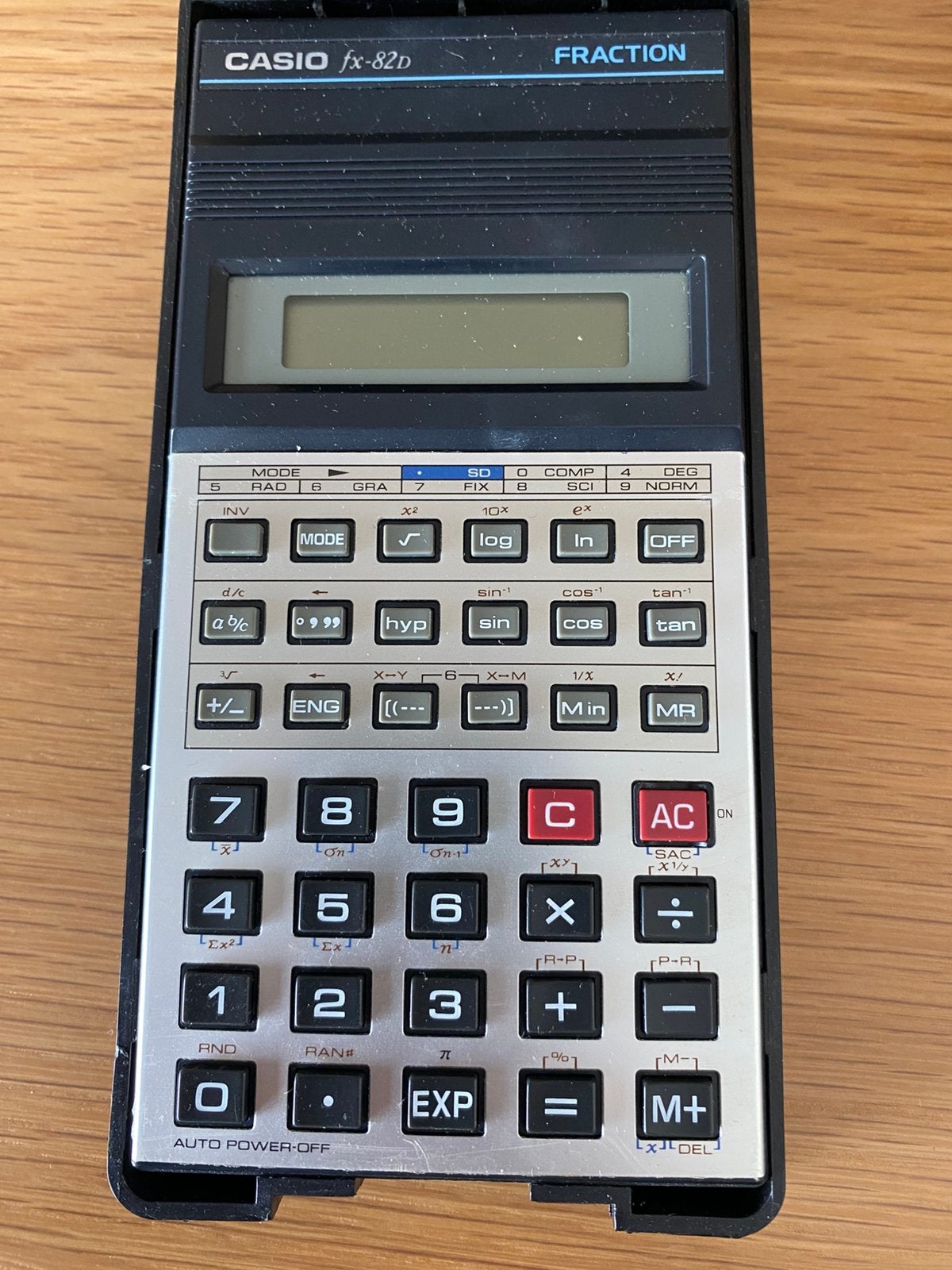 Calculatrice scientifique vintage CASIO fx-82D, Diversen, Rekenmachines, Ophalen of Verzenden, Zo goed als nieuw