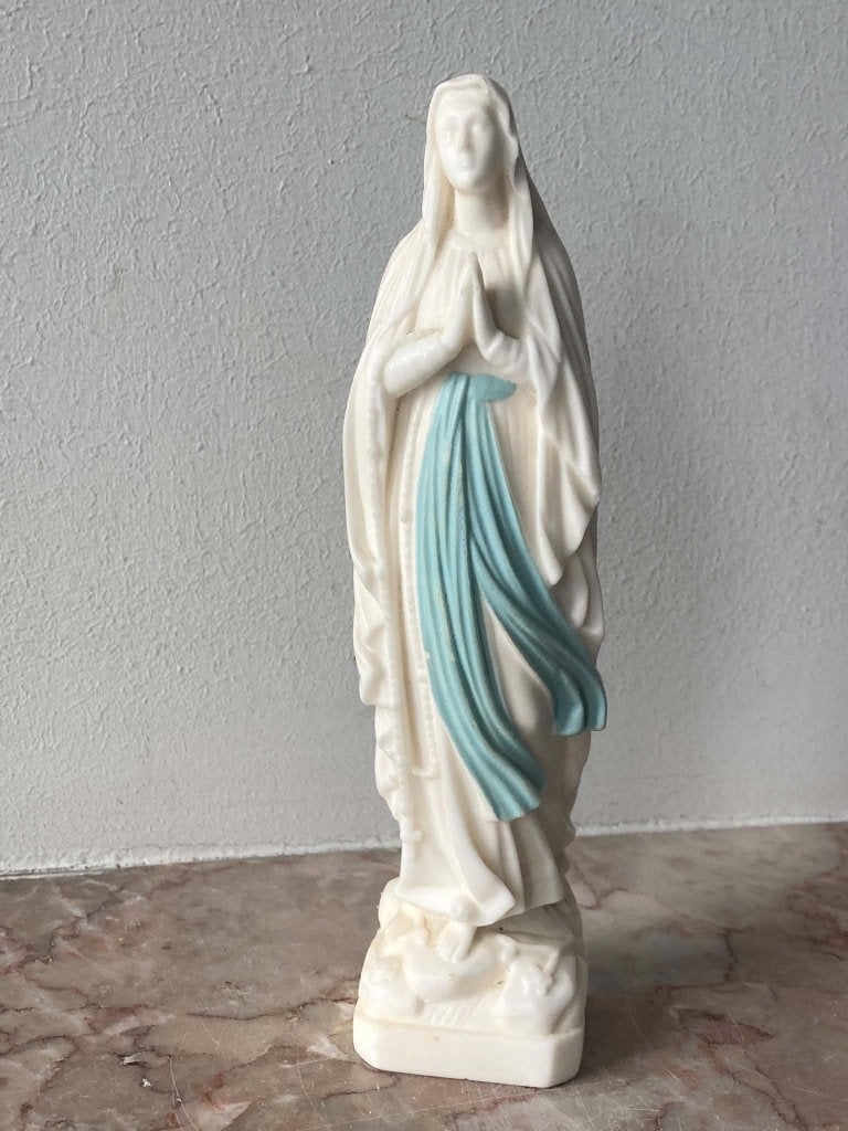 Beeldje Maria OLV van Lourdes (20 cm), Verzamelen, Ophalen of Verzenden, Zo goed als nieuw, Beeld(je), Christendom | Katholiek