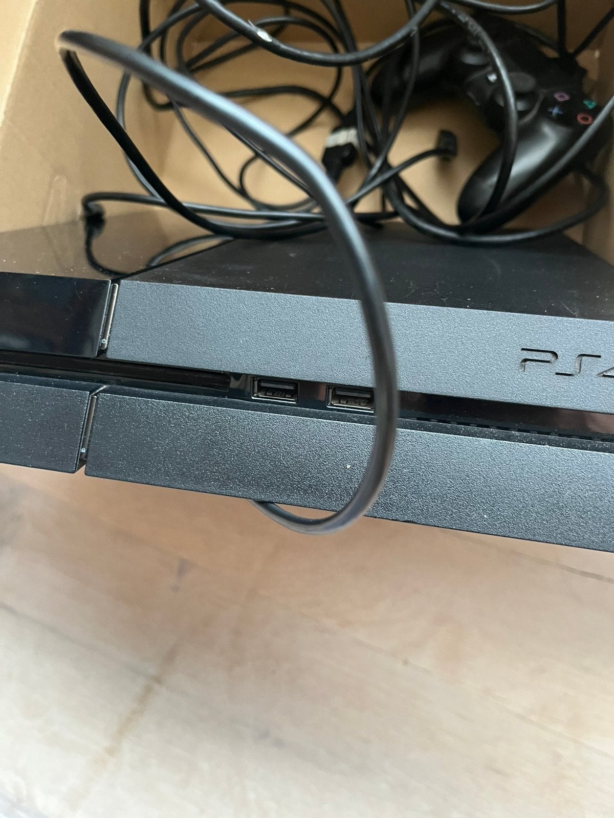 PS4 console en 8 spelletjes, Enlèvement, Comme neuf