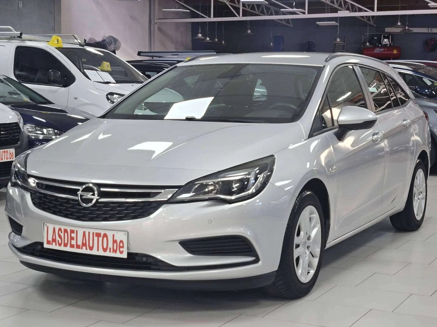 Opel Astra Sports Tourer 1.6 CDTi ECOTEC D Edition S/S (EU6., Autos, Argent ou Gris, Achat, Euro 6, Entreprise