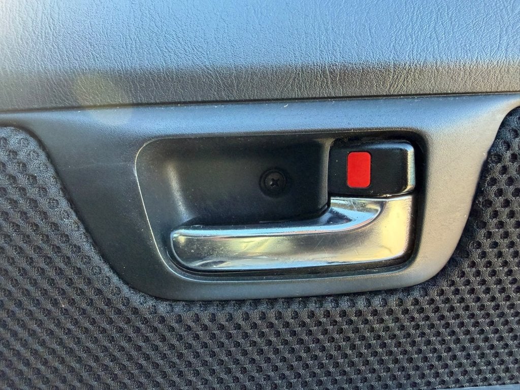 Toyota Hilux ( Stock ID 41769) — 12