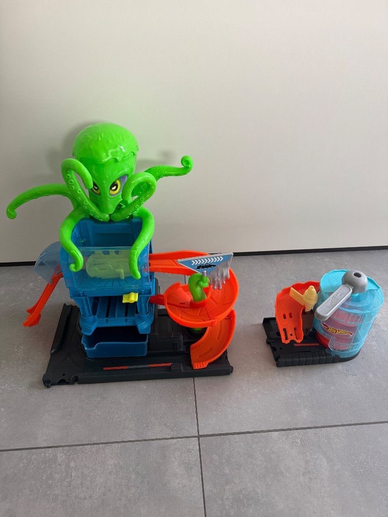 Hot wheels racebaan, Ophalen, Zo goed als nieuw, Racebaan, Hot Wheels