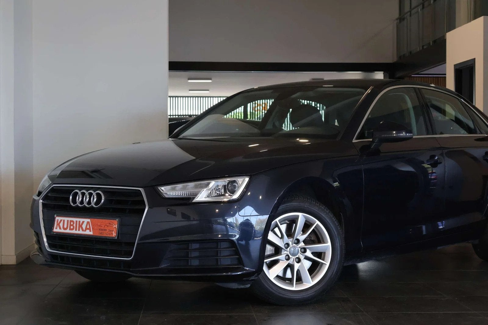Audi A4 A4 1.4 TFSI S tronic BTW* ZetelV Leder Garantie*, Autos, Audi, Achat, Entreprise, https://public.car-pass.be/vhr/365159ac-8ea7-458b-bd99-21b66f74a224