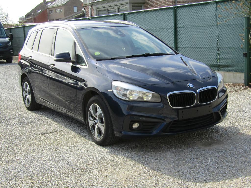 bmw 216d Grand Tourer, Auto's, Voorwielaandrijving, Monovolume, Blauw, https://public.car-pass.be/vhr/f3a9b51d-f34b-46fd-ae29-6e9f9fe5cfc6