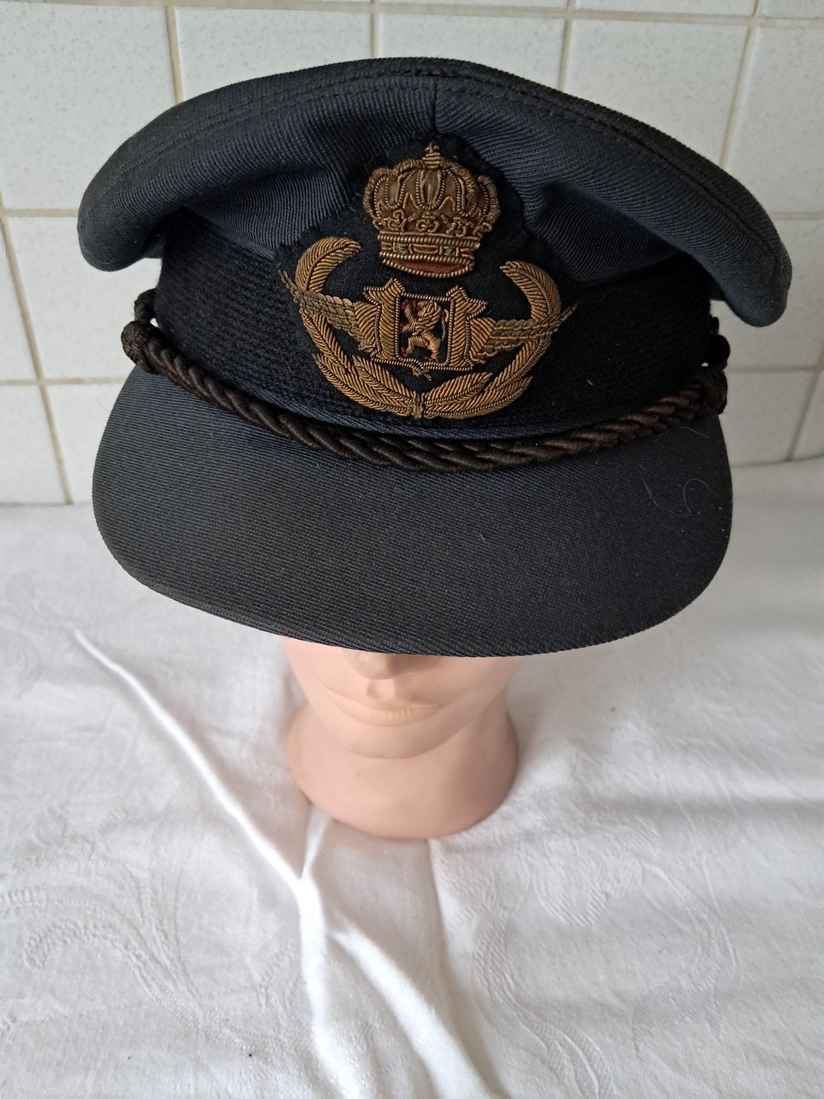 képi d'officier subalterne de la force aérienne belge, Collections, Enlèvement ou Envoi, Armée de l'air, Casque ou Béret