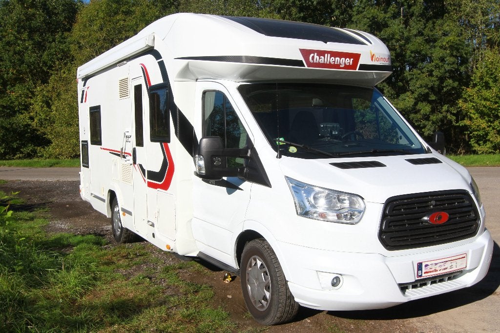 KAMPEERBUSJE, Ford, Vloeistofverwarming, 7 tot 8 meter, Diesel