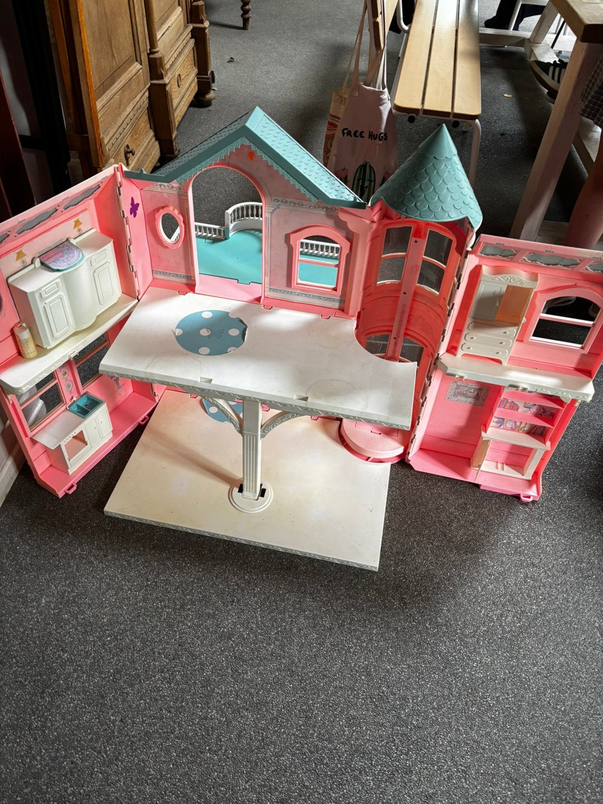 Vintage barbie villa, Ophalen, Gebruikt, Poppenhuis