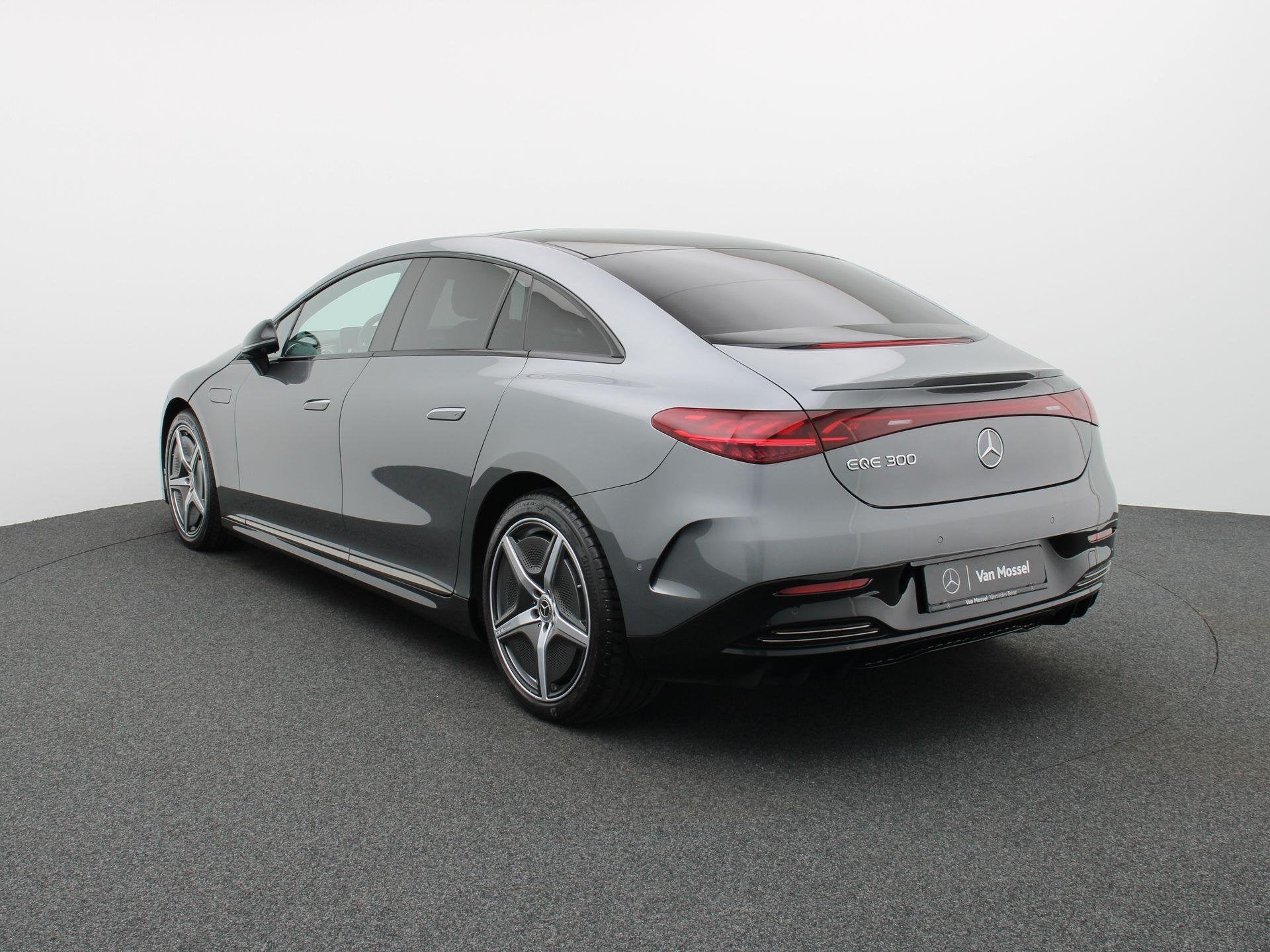 Mercedes-Benz EQE 300 AMG Line + LEDER + PANO + DIGITAL LIGH, Autos, Argent ou Gris, Achat, Entretenue par le concessionnaire