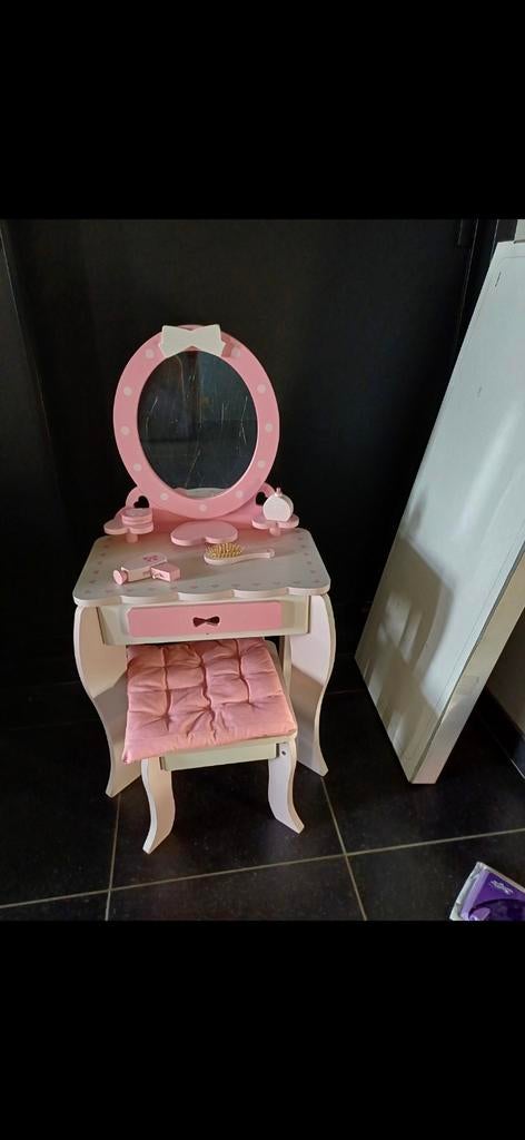 Houten schminktafel voor kinderen, Ophalen