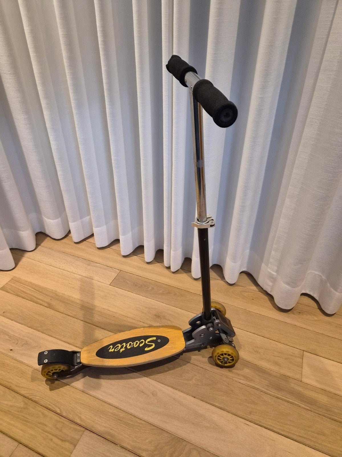 Step Scooter met 3 wielen, Fietsen en Brommers, Ophalen, Gebruikt, Overige typen, Scooter