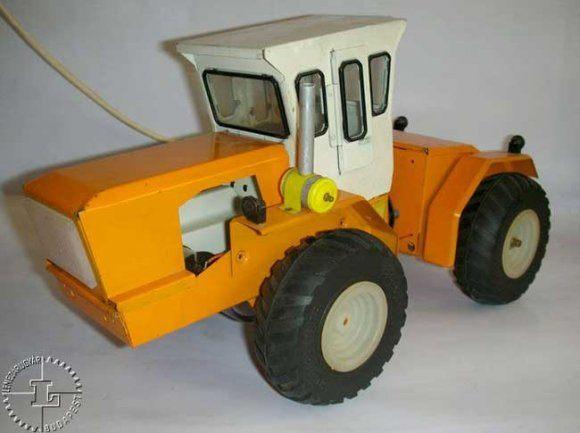 Ik ben op zoek naar een oud Raba Steiger speelgoed, Hobby en Vrije tijd, Ophalen of Verzenden, Gebruikt, Tractor of Landbouw, Overige merken