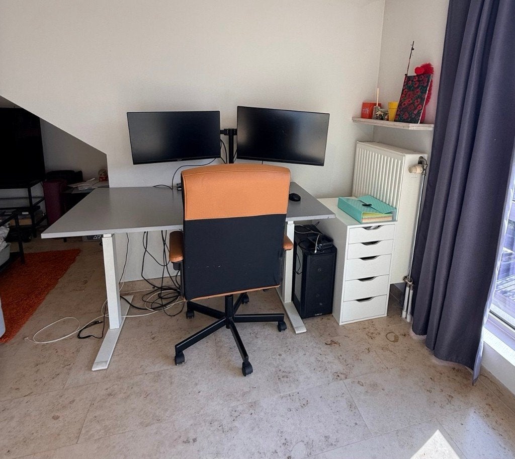 IKEA bureau 140 x 80 cm - in hoogte verstelbaar - Gent, Ophalen, Gebruikt, In hoogte verstelbaar, IKEA