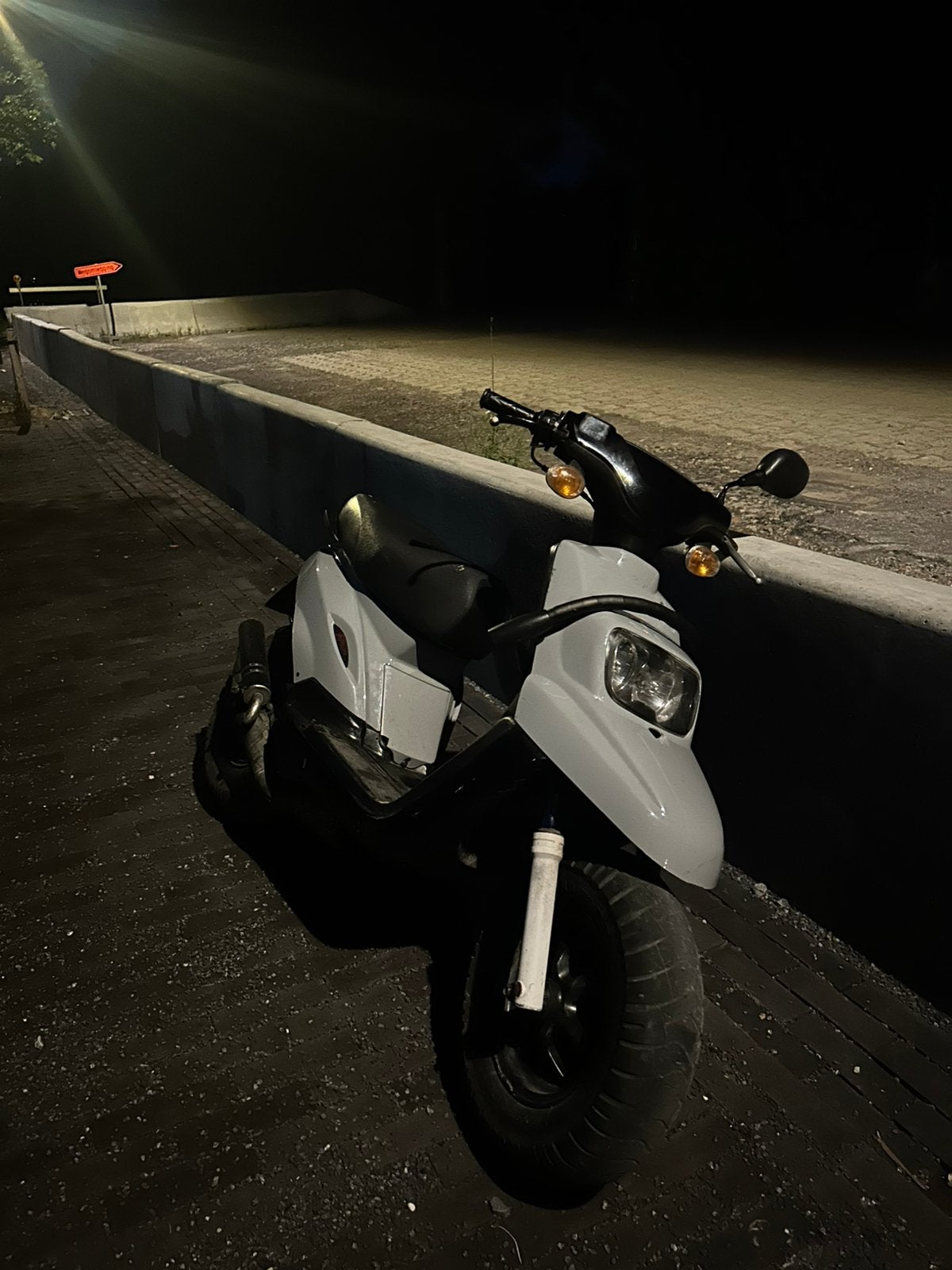 JAI UN PROBLEME(LIRE DESCRIPTION), Comme neuf, Enlèvement, Classe A (25 km/h)