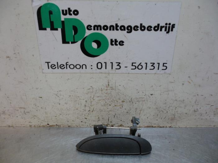 Portiergreep 4Deurs links-achter van een Renault Clio (Clio, Gebruikt, -, Renault, -