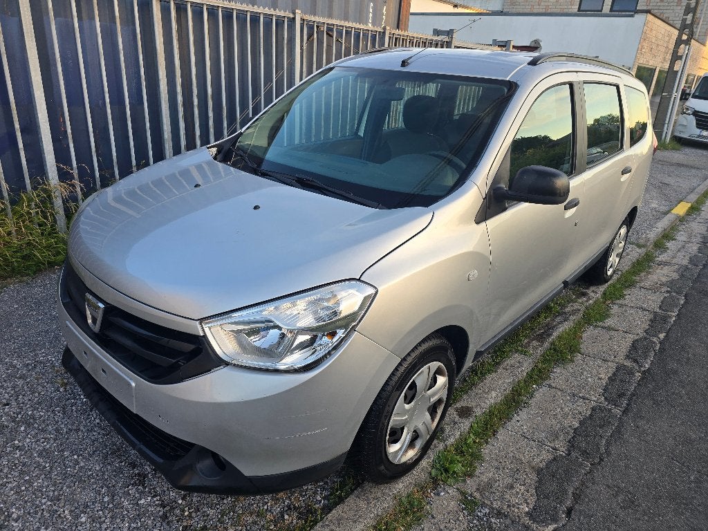 DACIA LODGY 1.6 i 2016  1PROPRIETAIRE/7 PLACES/121.000 KM, 75 kW, Euro 6, Entreprise, 7 places