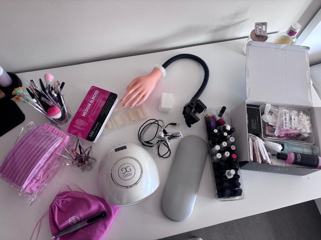 Set à ongles pour débutants (vernis en gel), Soins des mains