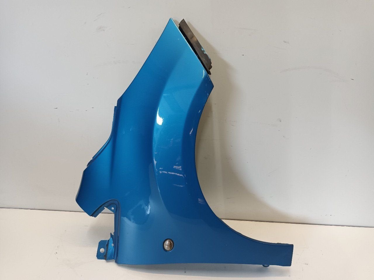 Spatbord rechts voor Ford Ka, Onderdelen@venauto.nl, Van der Ven Autorecycling B.V., Ettenseweg 76, 4706 PB Roosendaal, The Netherlands