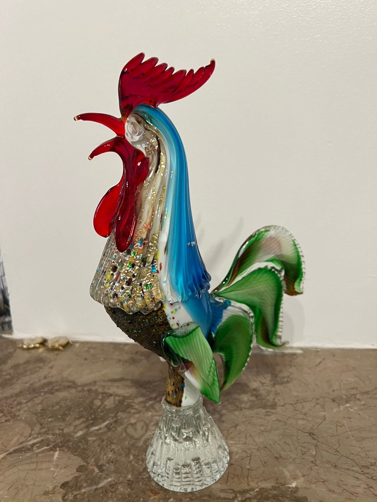 Grand coq en verre de Murano, Enlèvement