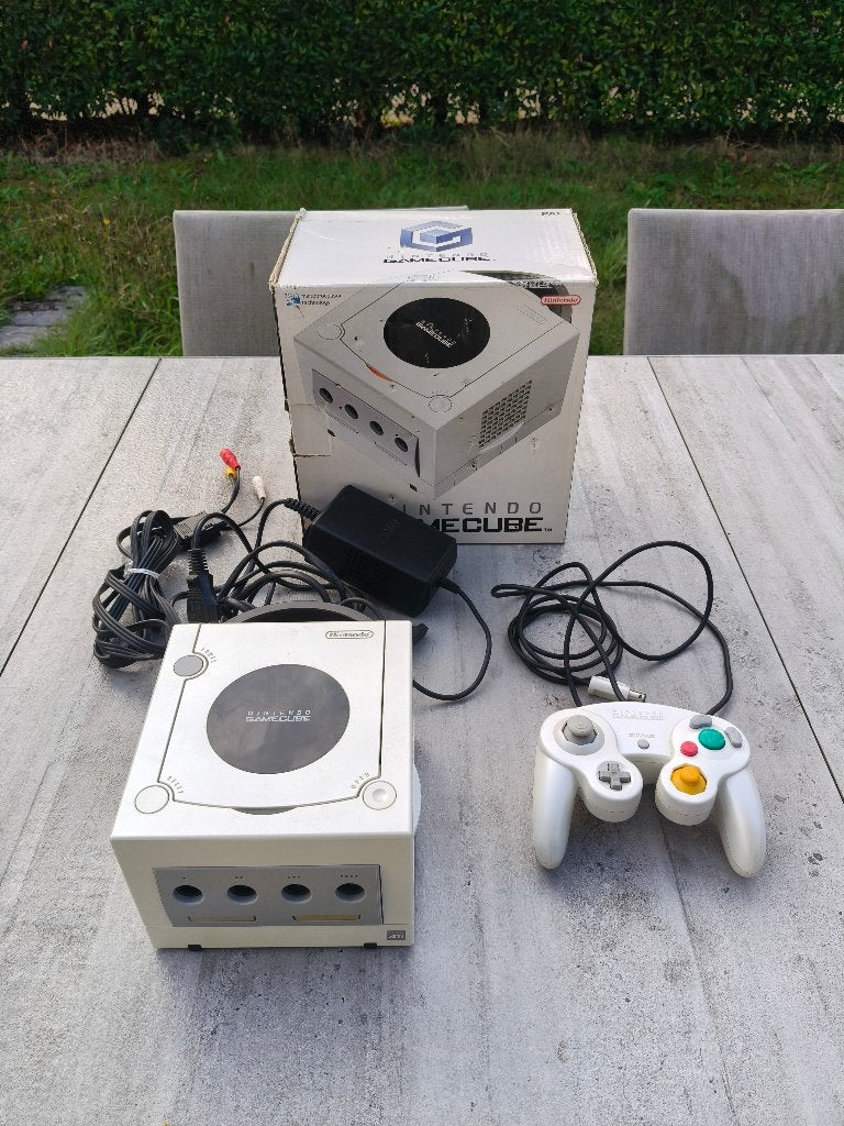 NGC Nintendo GameCube console pearl white version, Games en Spelcomputers, Ophalen of Verzenden, Gebruikt, Wit, Met 1 controller