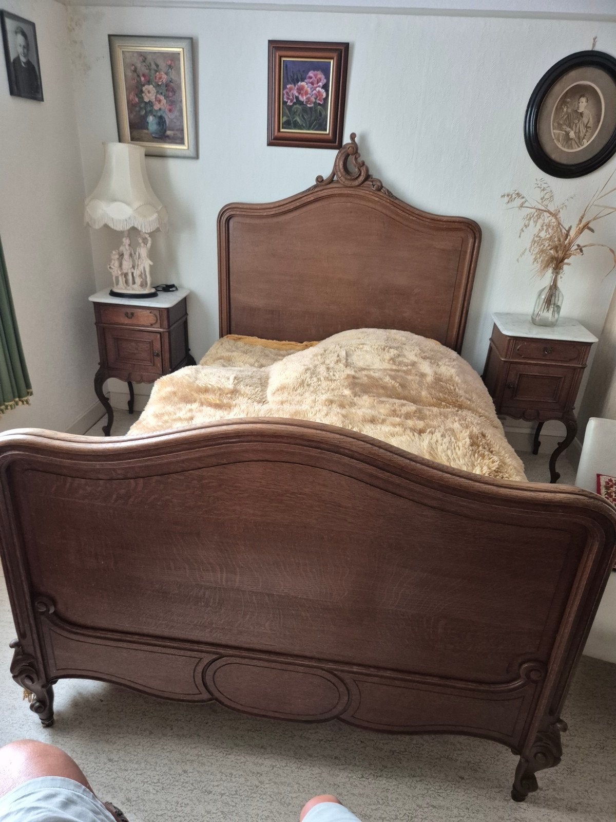 Antieke slaapkamer Louis XV stijl, Ophalen