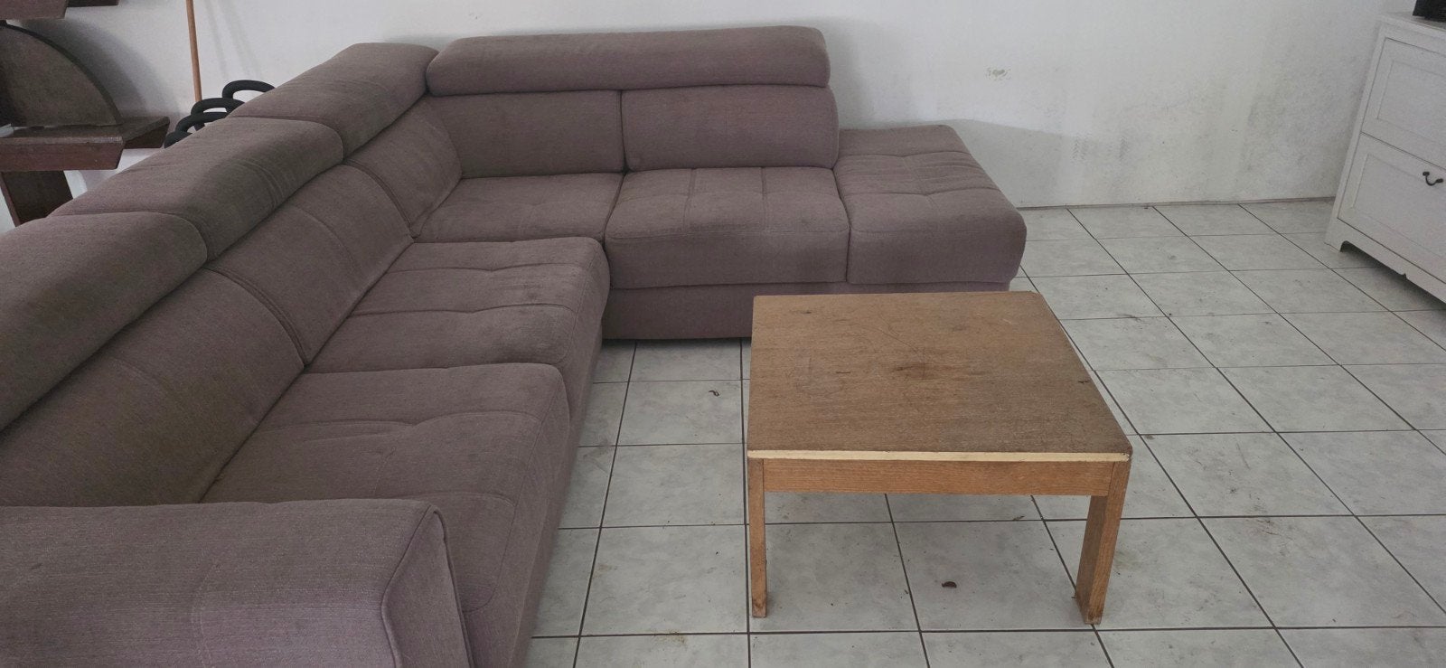 Salon + tafeltje gratis af te halen., Ophalen