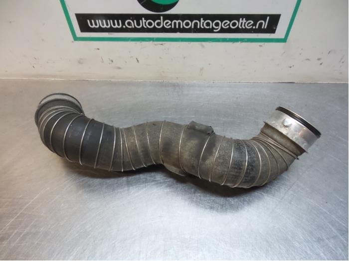 Tuyau turbo d'un Mercedes C-Klasse (C-Klasse 00-), 3 mois de garantie, Utilisé, -, -