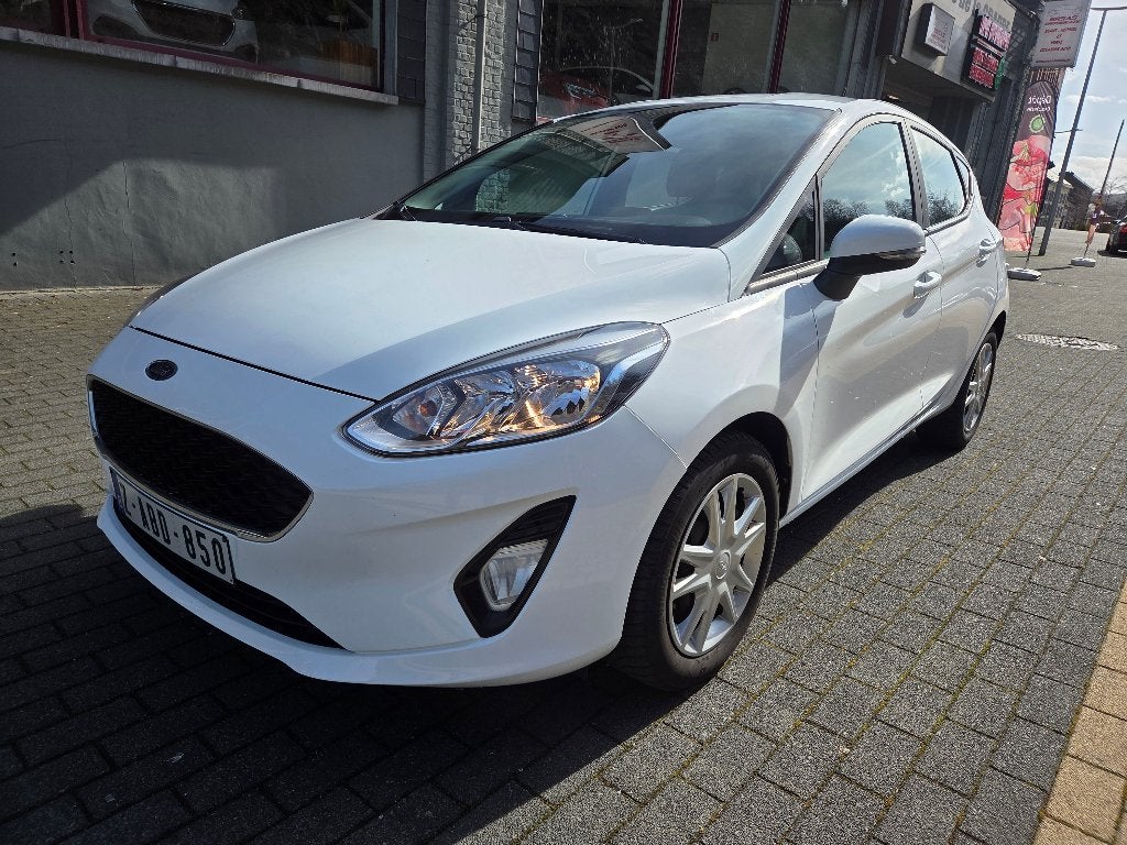 Ford Fiesta 1.5 TDCi 85ch Titanium / 12 mois de garantie, Voorwielaandrijving, 4 cilinders, Leder en Stof, Wit