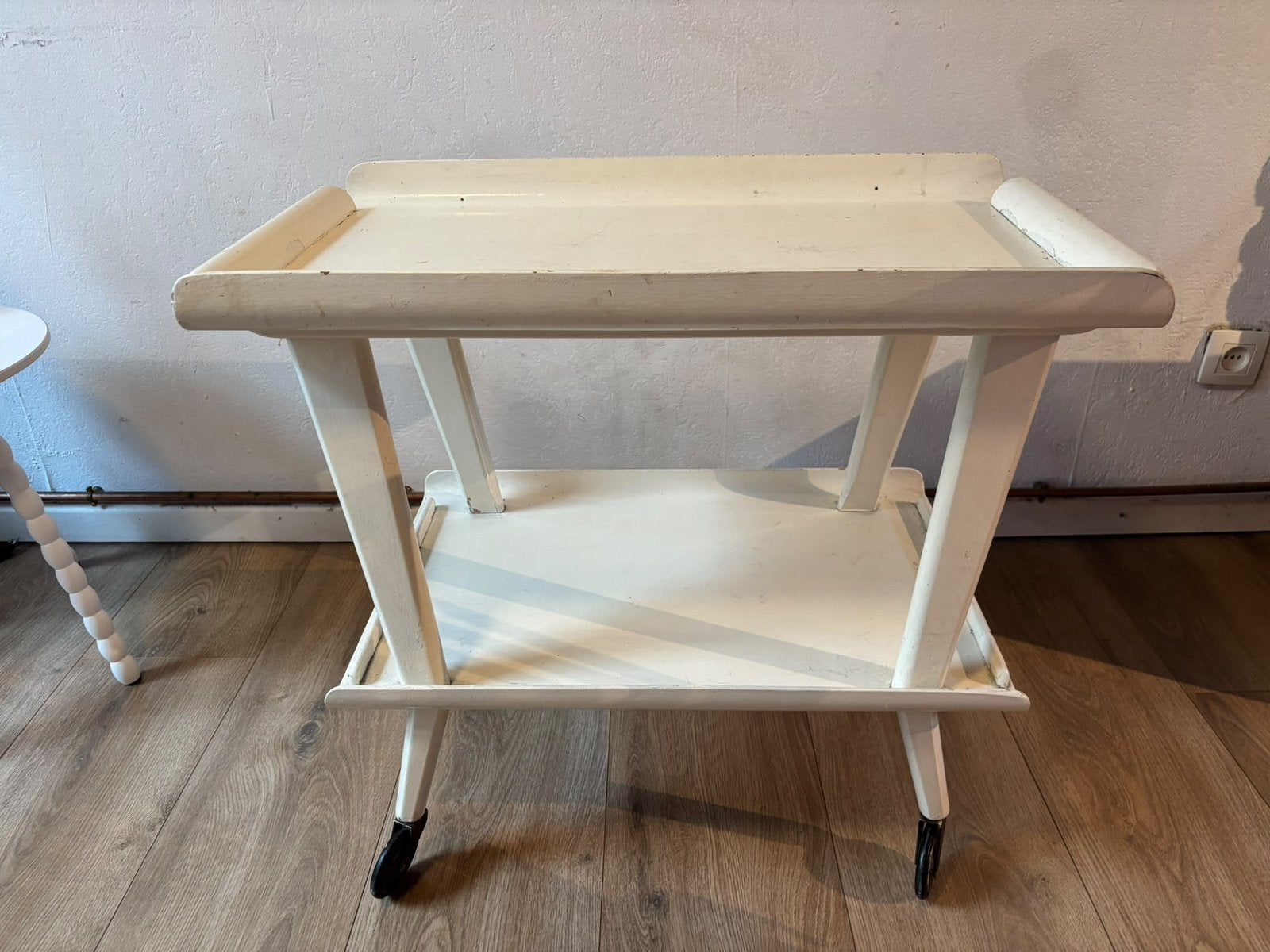 Witte Vintage Bijzettafel, Huis en Inrichting, Ophalen, Zo goed als nieuw