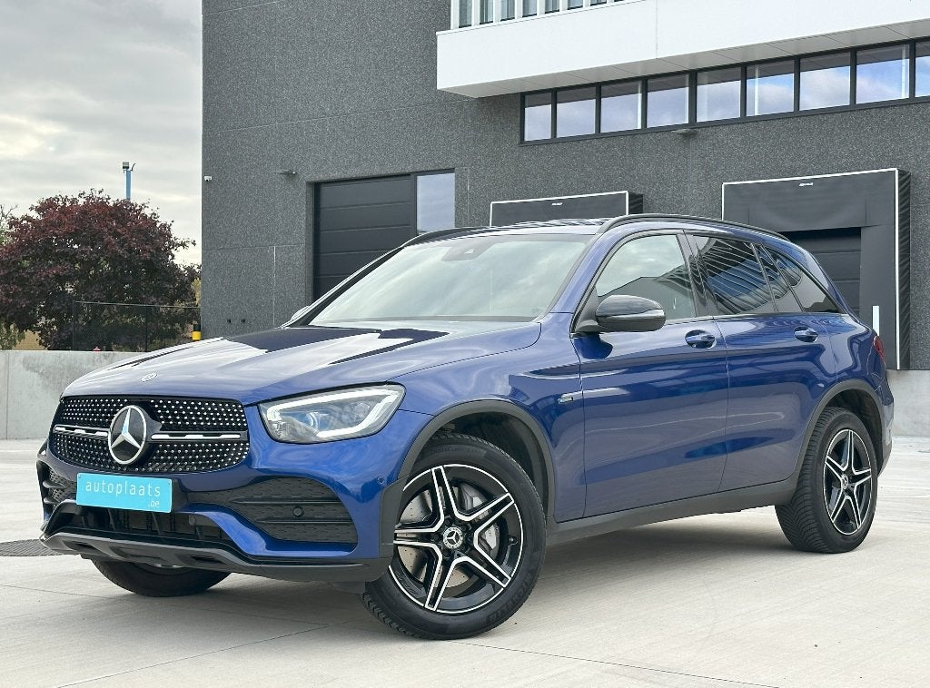 Mercedes GLC 300e 2021 4MATIC Full AMG 90000km, Automaat, Dealer onderhouden, Blauw, 5 zetels