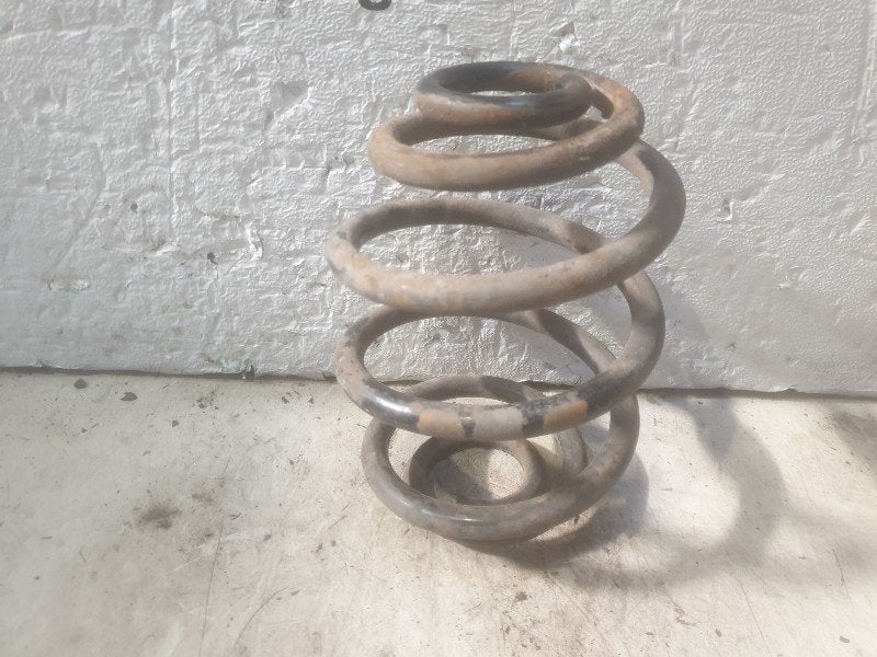 RESSORT DE SUSPENSION ARRIERE Saab 900 II (YS3D), Saab-de-info@saabgroup.com, Marienbergstraße  96
90411  Nürnberg, DE, Utilisé