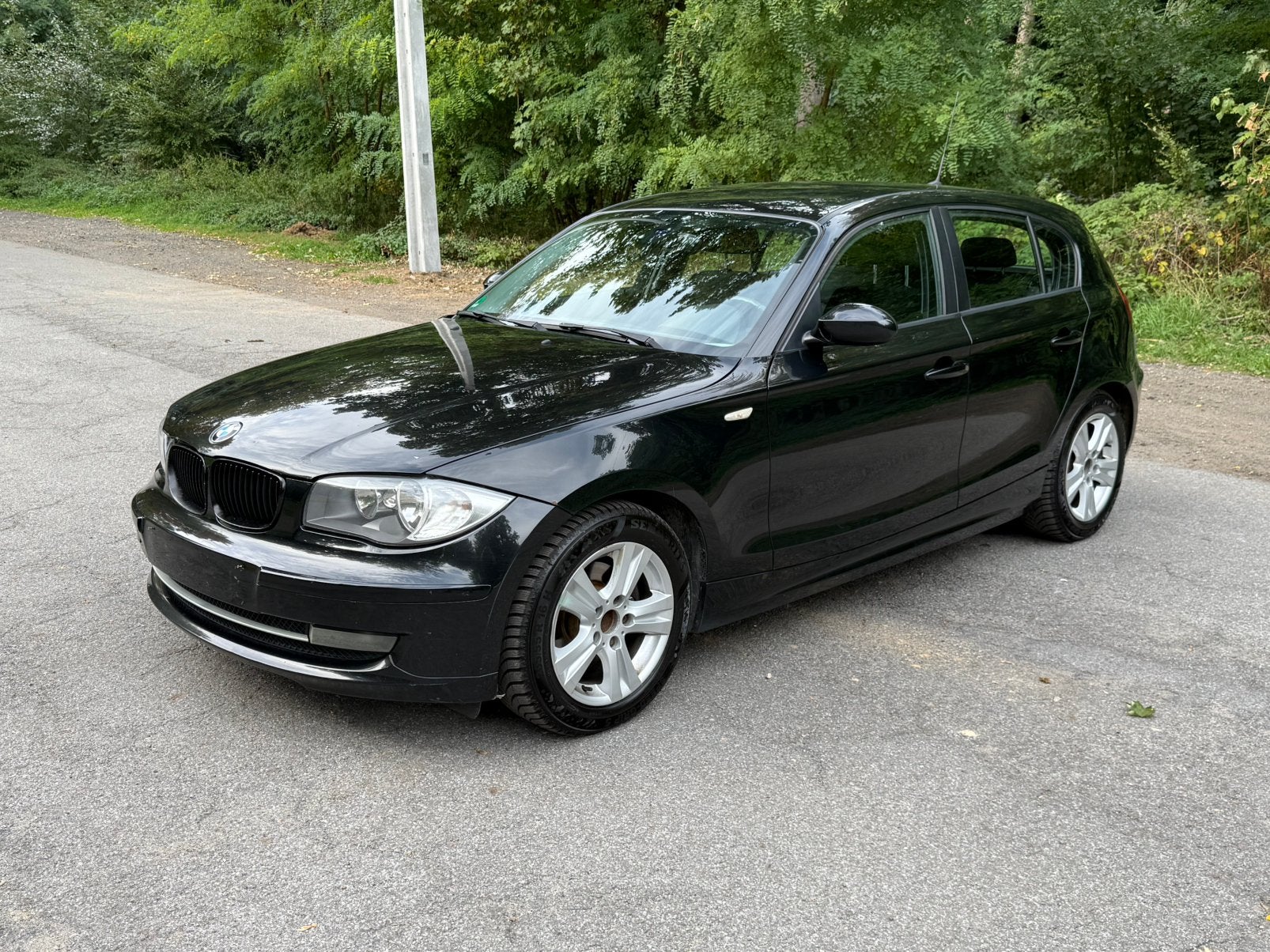 BMW 118d — Diesel — 240.000 km —  Klaar voor registratie, Euro 5, 1 Reeks, Zwart, Zwart