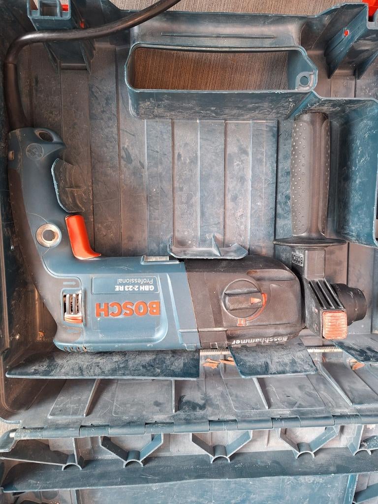 Bosch boorhamer, Ophalen, Boormachine