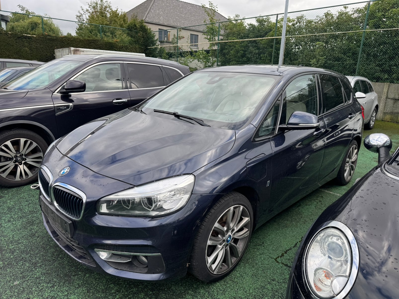 Bmw 225Xe Hybrid full option 12/2017 NO START, Autos, Achat, Euro 6, Entreprise, Entretenue par le concessionnaire