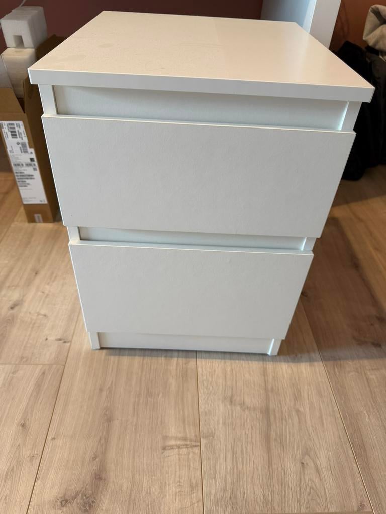 Kastje ikea wit, Ophalen, Zo goed als nieuw