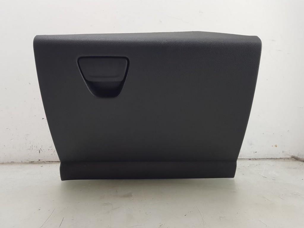 COMPARTIMENT A GANTS Ford Kuga II (DM2) (01-2012/06-2019), Autos : Pièces & Accessoires, Tableau de bord & Interrupteurs, Ford
