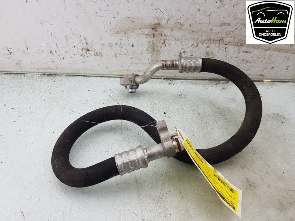 AIRCO LEIDING BMW M1 (F20) (|9337136|64539337136|), Gebruikt, BMW, Petuelring 130
80809  München, DE, Bayerische Motoren Werke AG