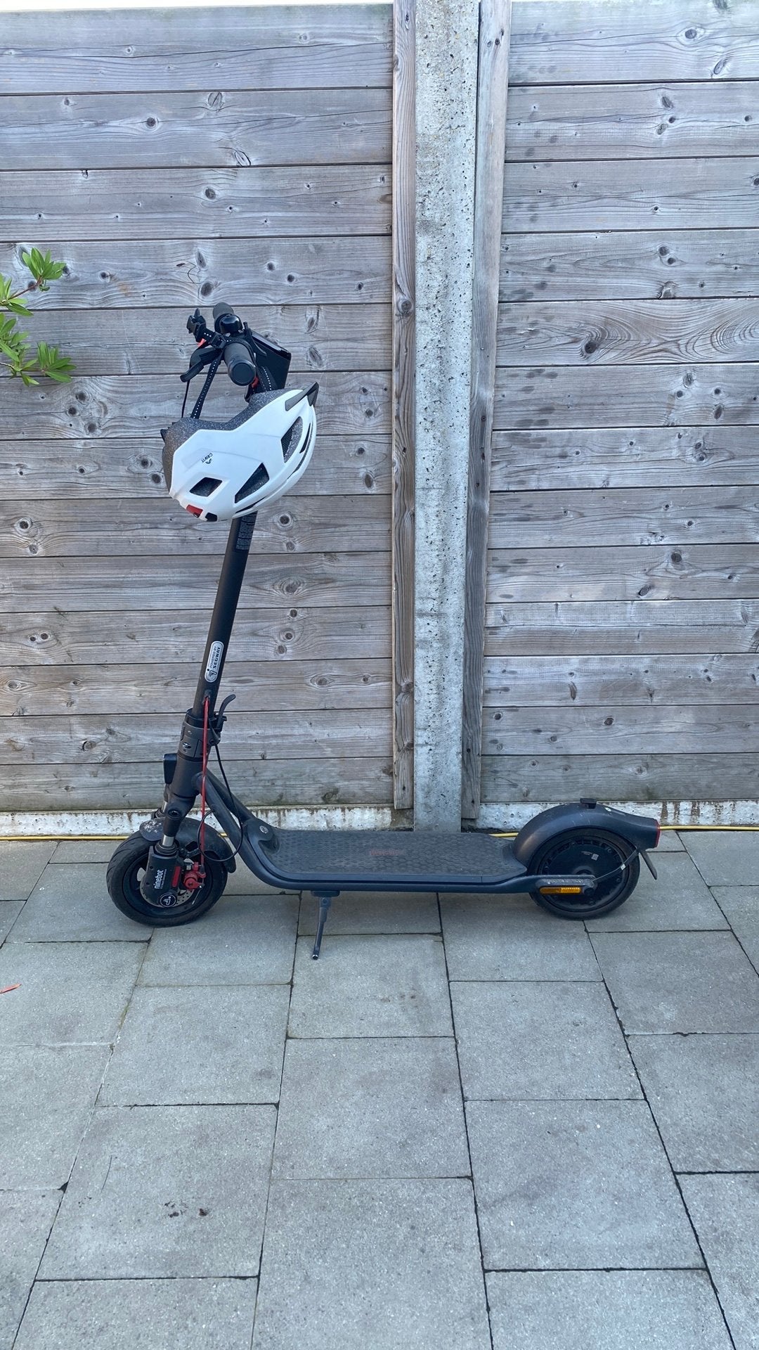 Ninebot F2 Pro II, Fietsen en Brommers, Ophalen, Zo goed als nieuw, Elektrische step (E-scooter)