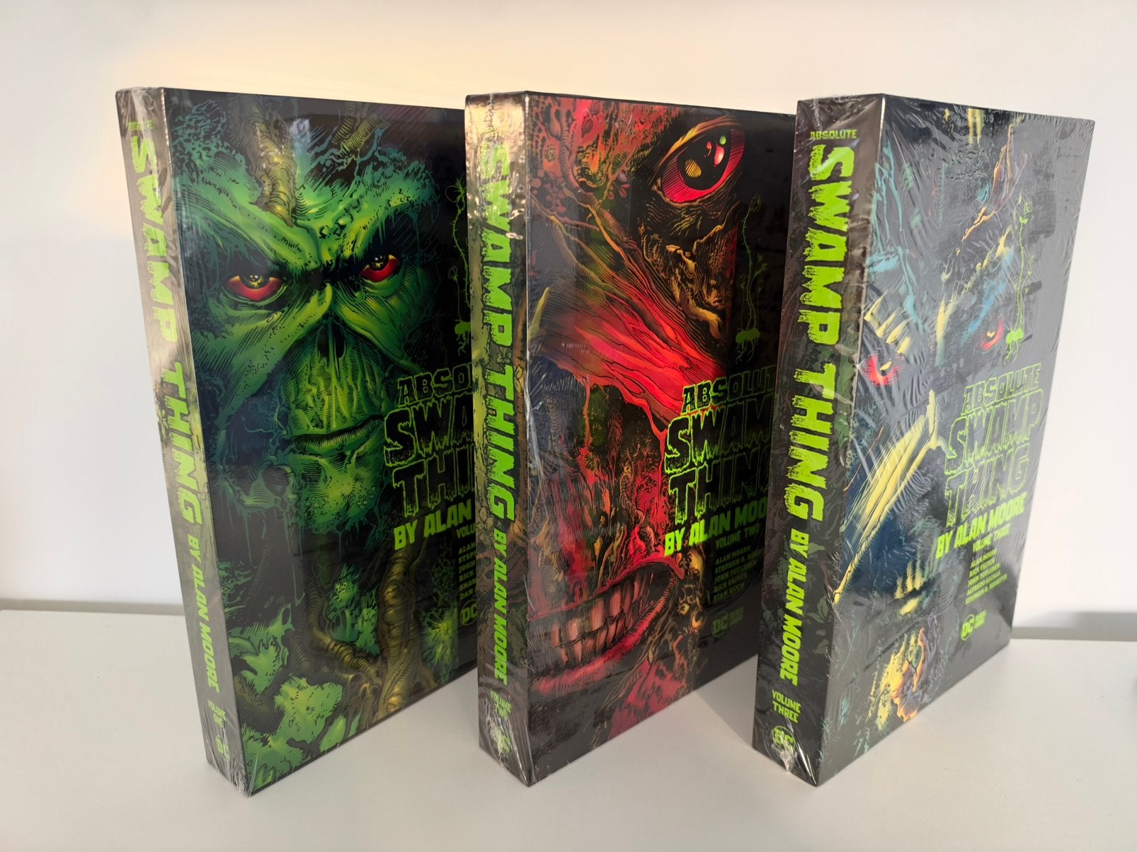 DC comics Swamp Thing Alan Moore 1 2 3 HC SEALED, Boeken, Ophalen of Verzenden