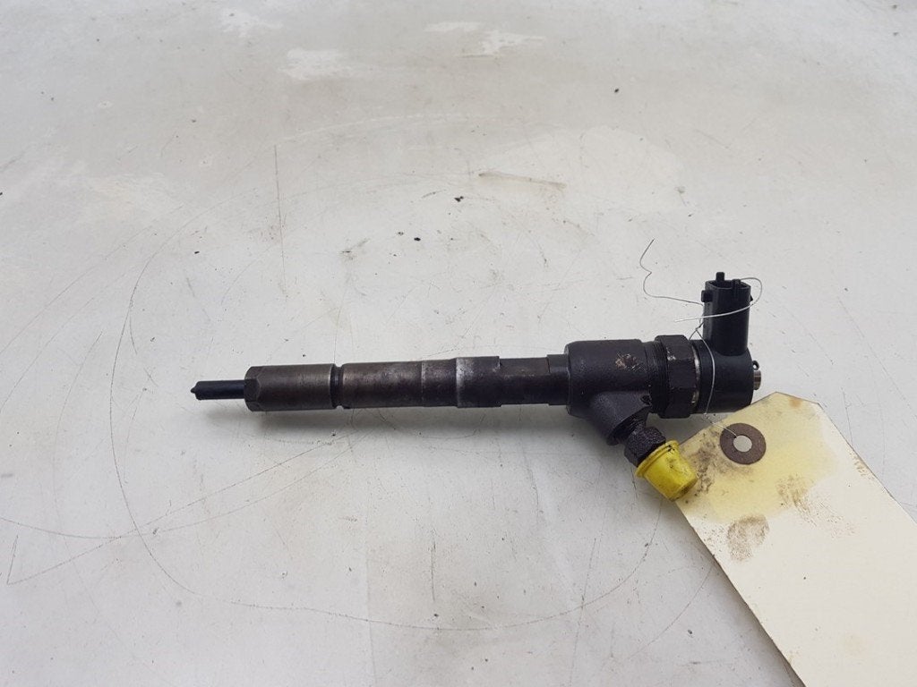 INJECTEUR FAP Fiat Doblo Cargo (223) (01-2001/12-2010), Robert Bosch AG, Utilisé, Fiat, Robert-Bosch-Allee 1
74232  Abstatt, DE