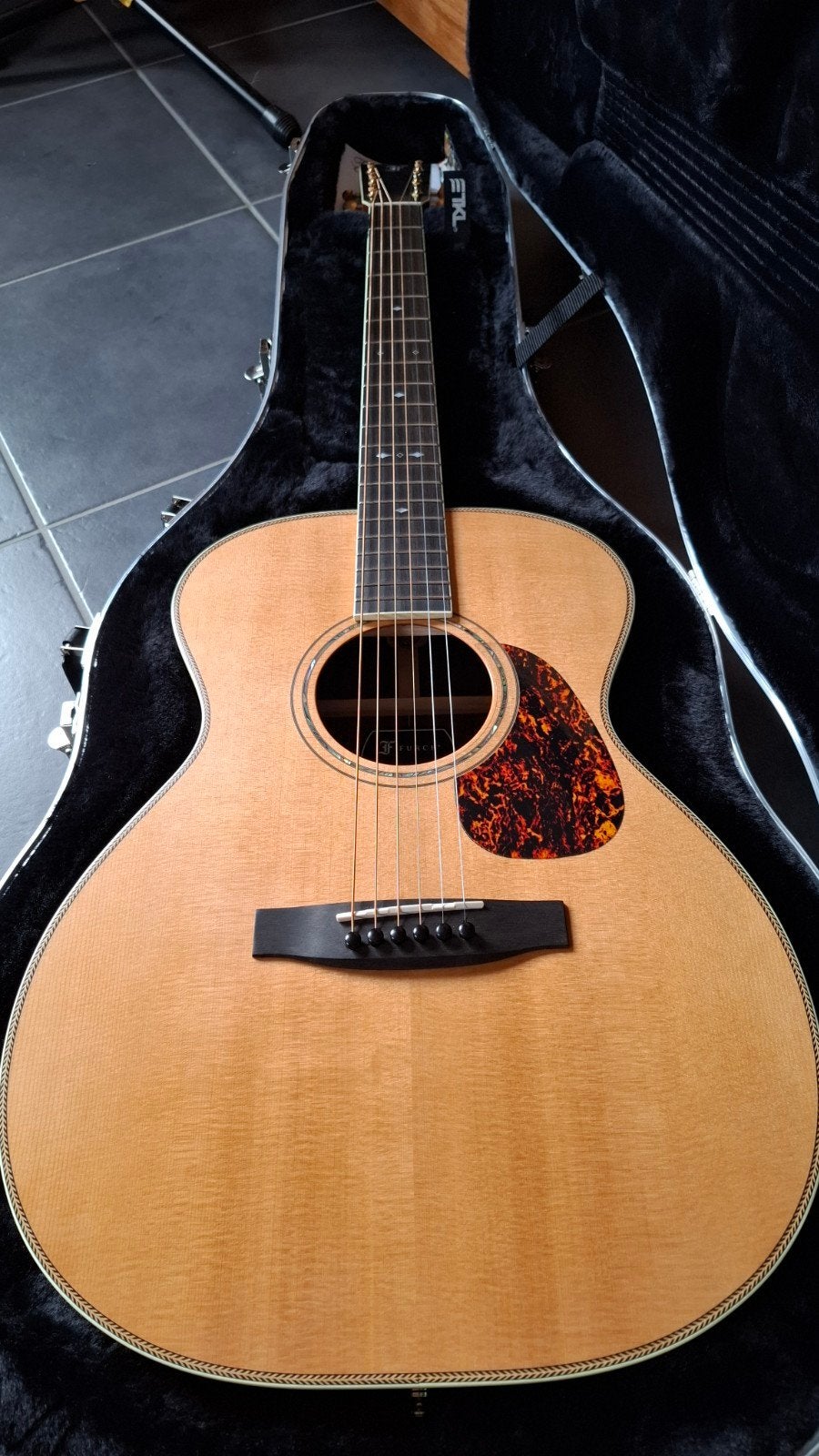 FURCH VINTAGE 2 OM-SRa, Enlèvement, Comme neuf, Guitare Western ou Guitare Folk, Avec valise