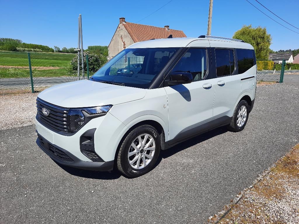 Ford Tourneo courier automaat 5-zit, Auto's, Ford, Euro 6, Bedrijf, 5 zetels, Zilver of Grijs