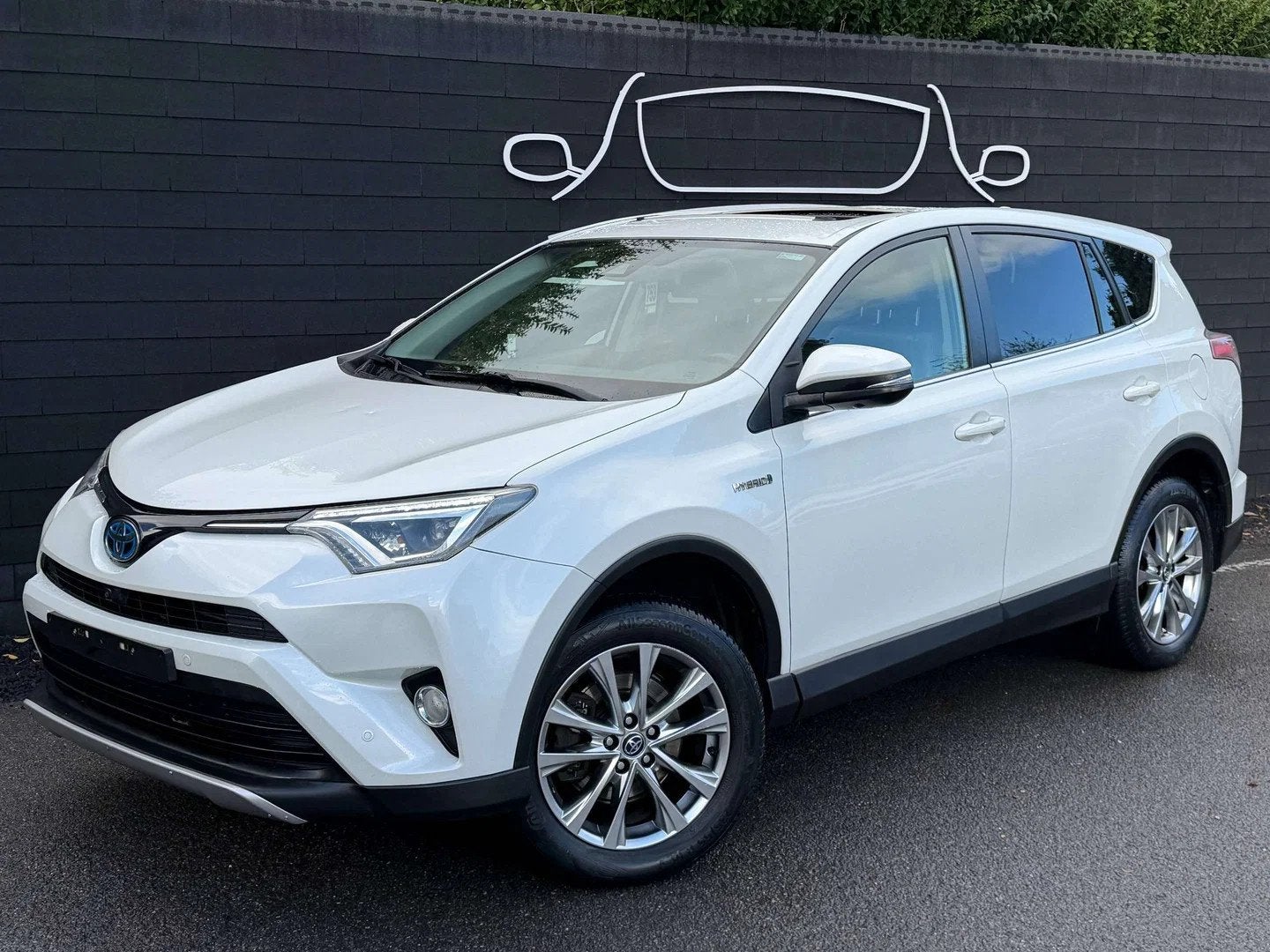 Toyota RAV4 Hybrid 2.5i+NAVI+TOIT OUVRANT+CAMERA 360+CUIR+EU, Cuir, 118 g/km, Entreprise, Noir