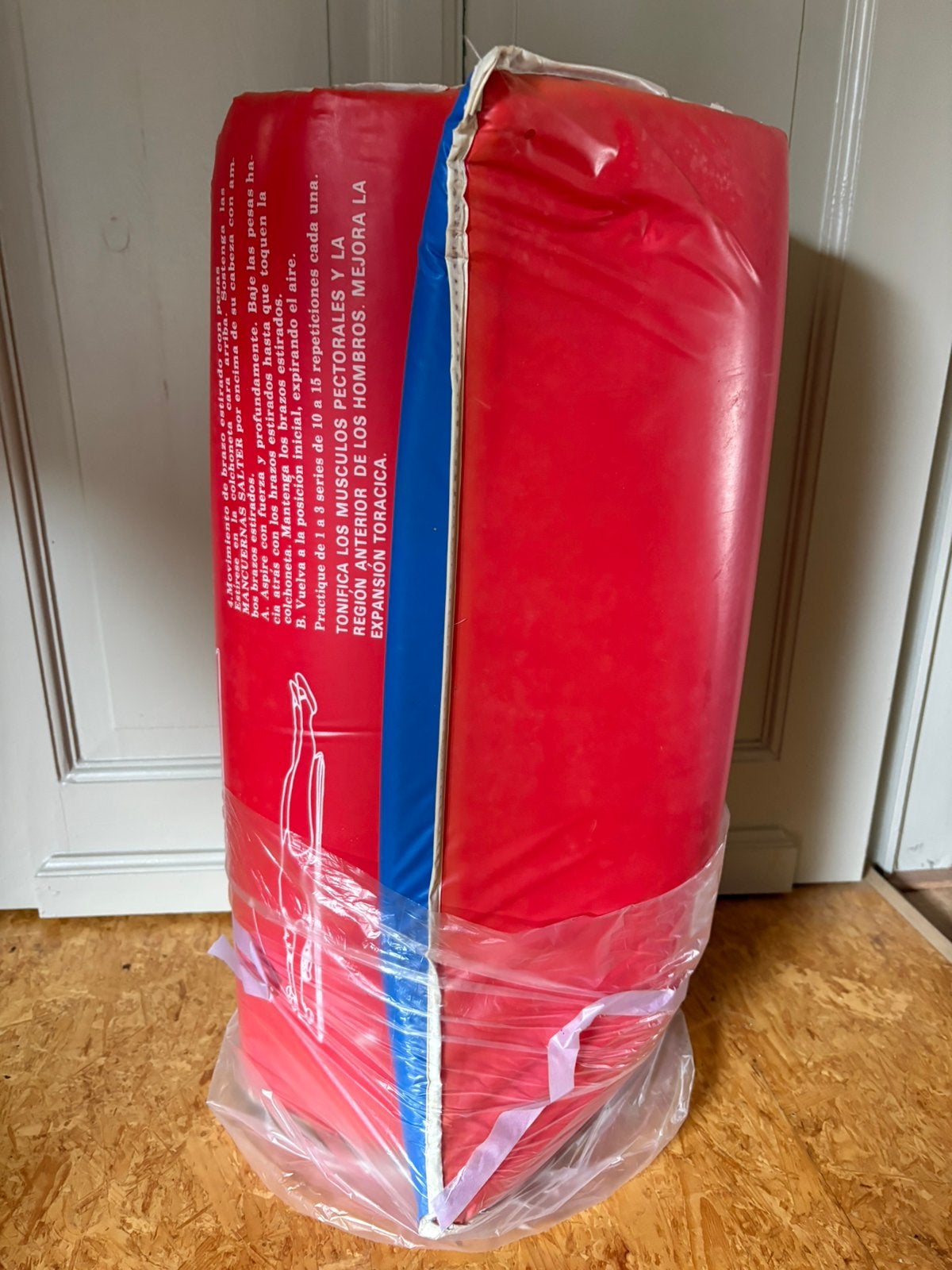 Sportmat met Spaanse opschrift, Sport en Fitness, Turnen, Ophalen, Gebruikt, Meerkleurig, Materiaal