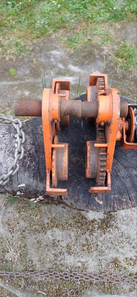 Chariot pour mono rails, Doe-het-zelf en Bouw, Lieren en Takels, Gebruikt, Handmatig